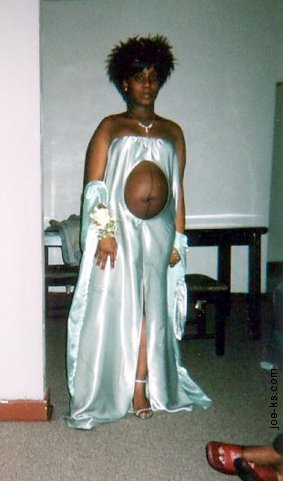 Worst-wedding-dress-ever.jpg