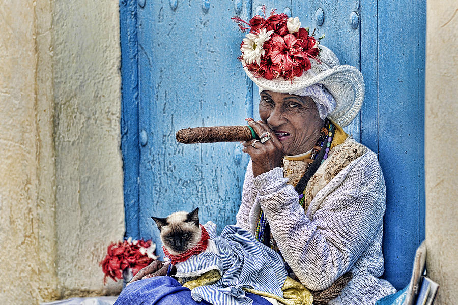crazy-cat-lady-j-r-baldini-m-photog-cr.jpg