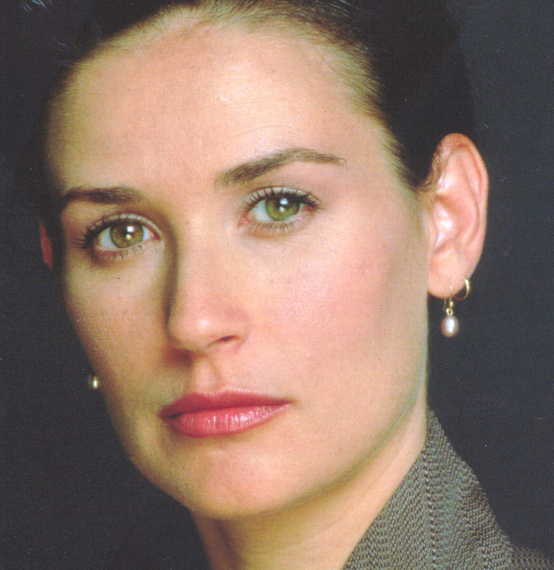 Demi-Moore-demi-moore-303889_1868_1920.jpg